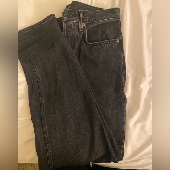 Aritzia Denim Forum - The BF High Rise Loose Jeans 28L in Black - Picture 2 of 8